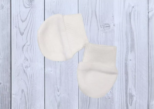 Premature Baby Scratch Mittens white